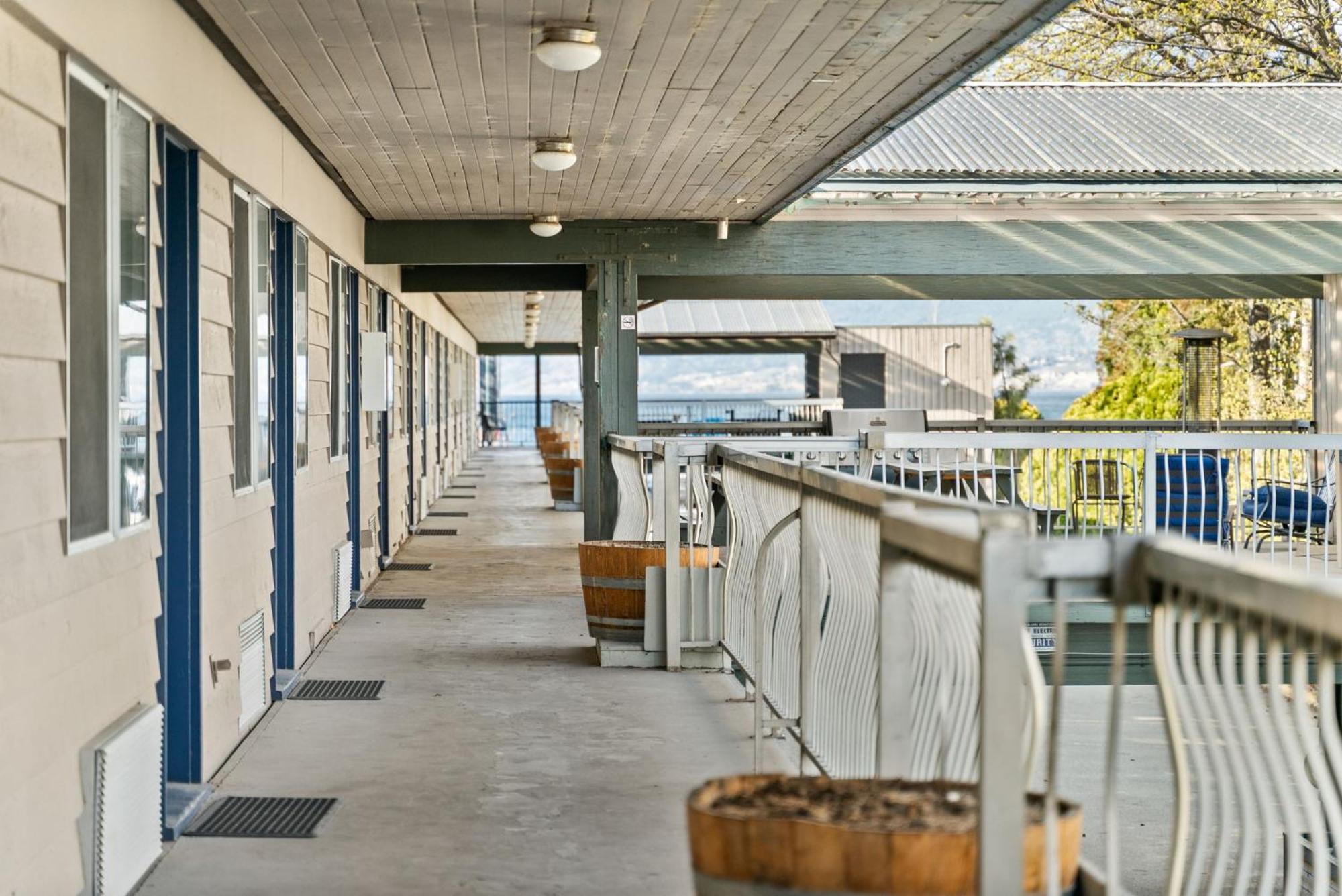 Okanagan Lakefront Resort Penticton Kültér fotó